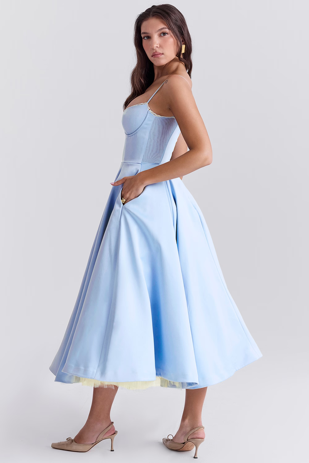 Valentina | Vestido Midi Elegante Con Forro De Tul