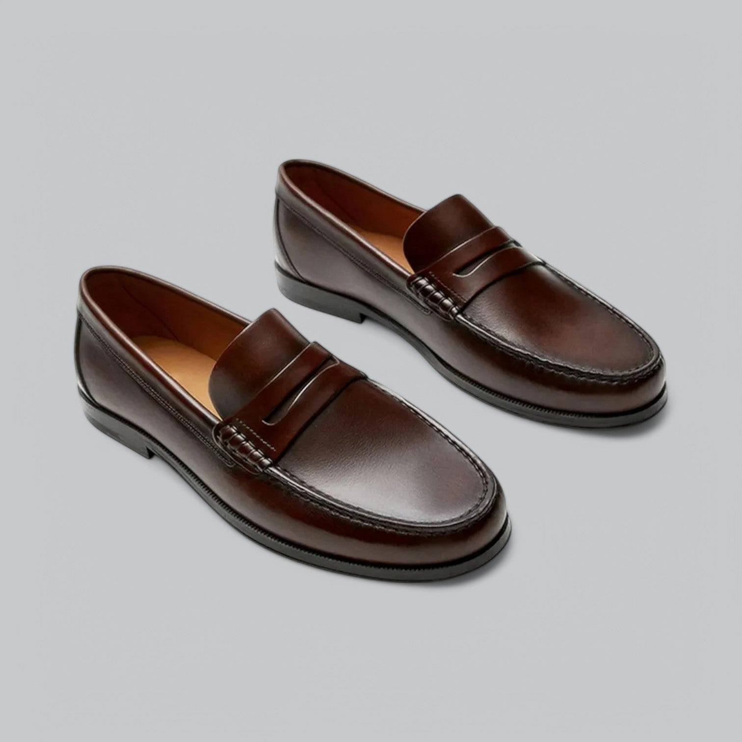 Alvéron | Mocasines Clásicos De Hombre Con Líneas Depuradas Y Acabado Elegante