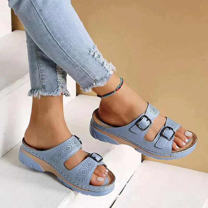 Alméria | Sandalias Elegantes De Verano Con Detalles Decorativos