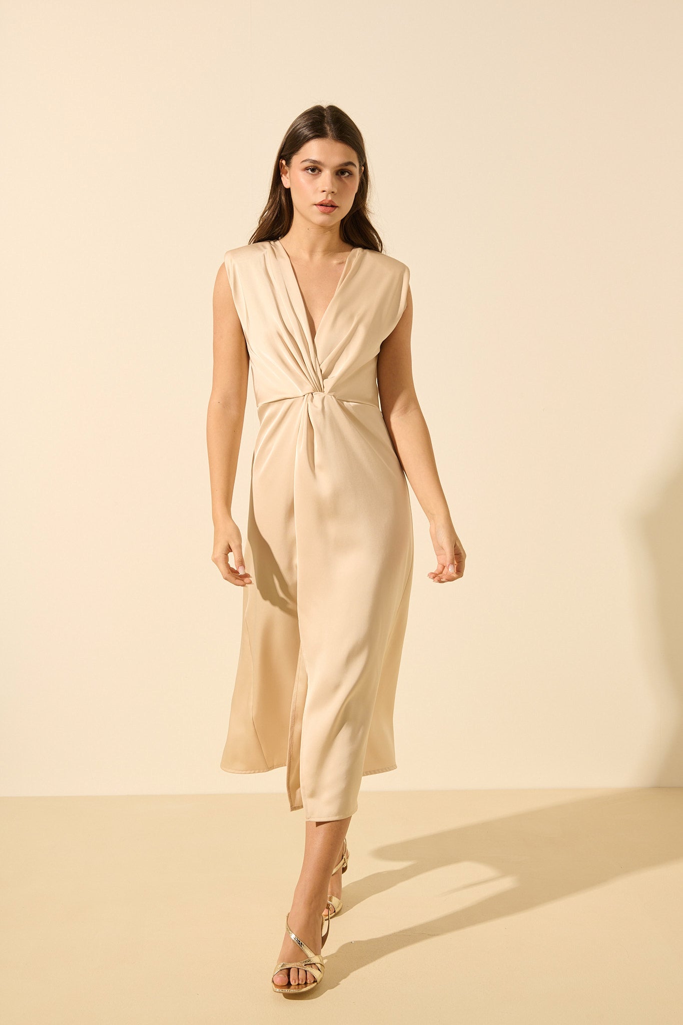 Lucía | Vestido Corto Con Lazo Elegante Y Caída Ligera