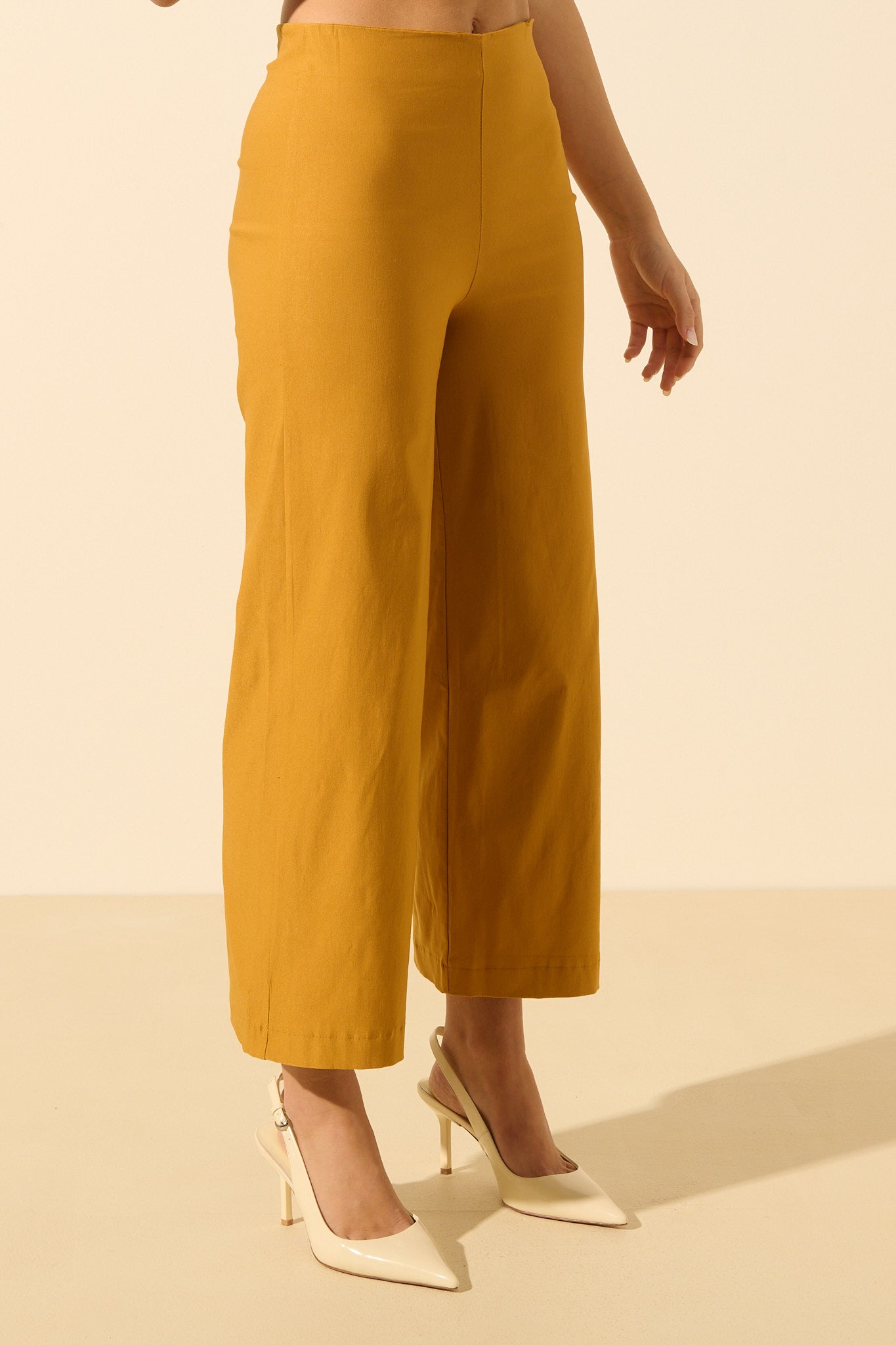 Noa | Pantalón Acampanado Elegante Y Cómodo