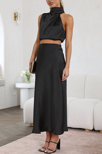 Valeria | Conjunto de Dos Piezas para Mujer con Top Corto Halter y Falda