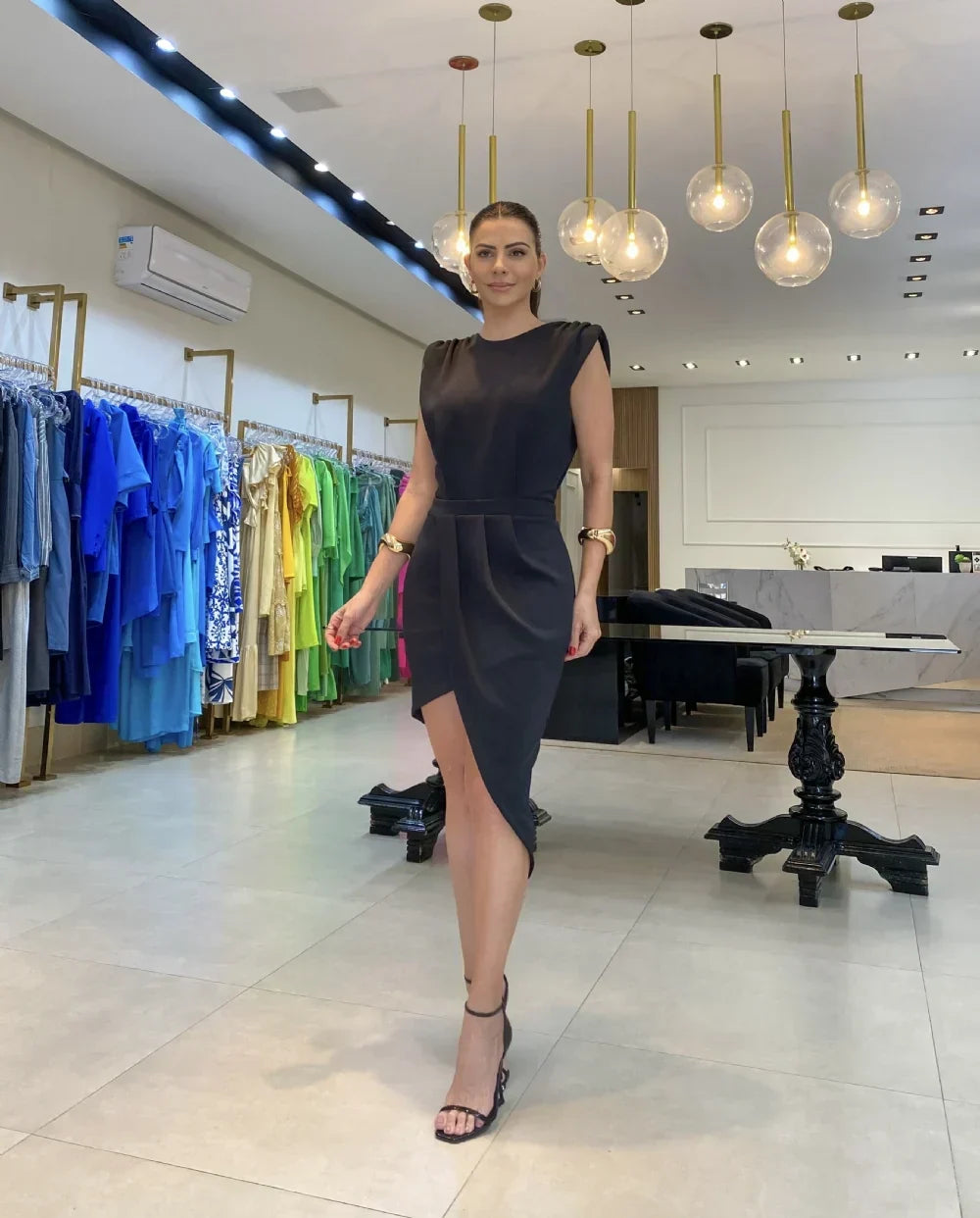 Aurelia | Vestido Asimétrico Moderno Y Elegante Para Cualquier Ocasión