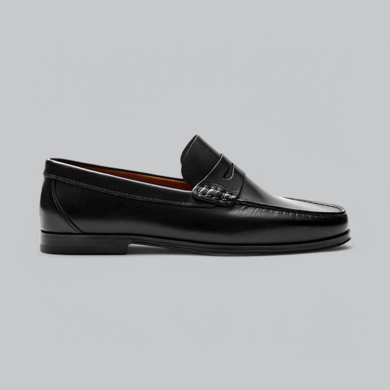 Alvéron | Mocasines Clásicos De Hombre Con Líneas Depuradas Y Acabado Elegante