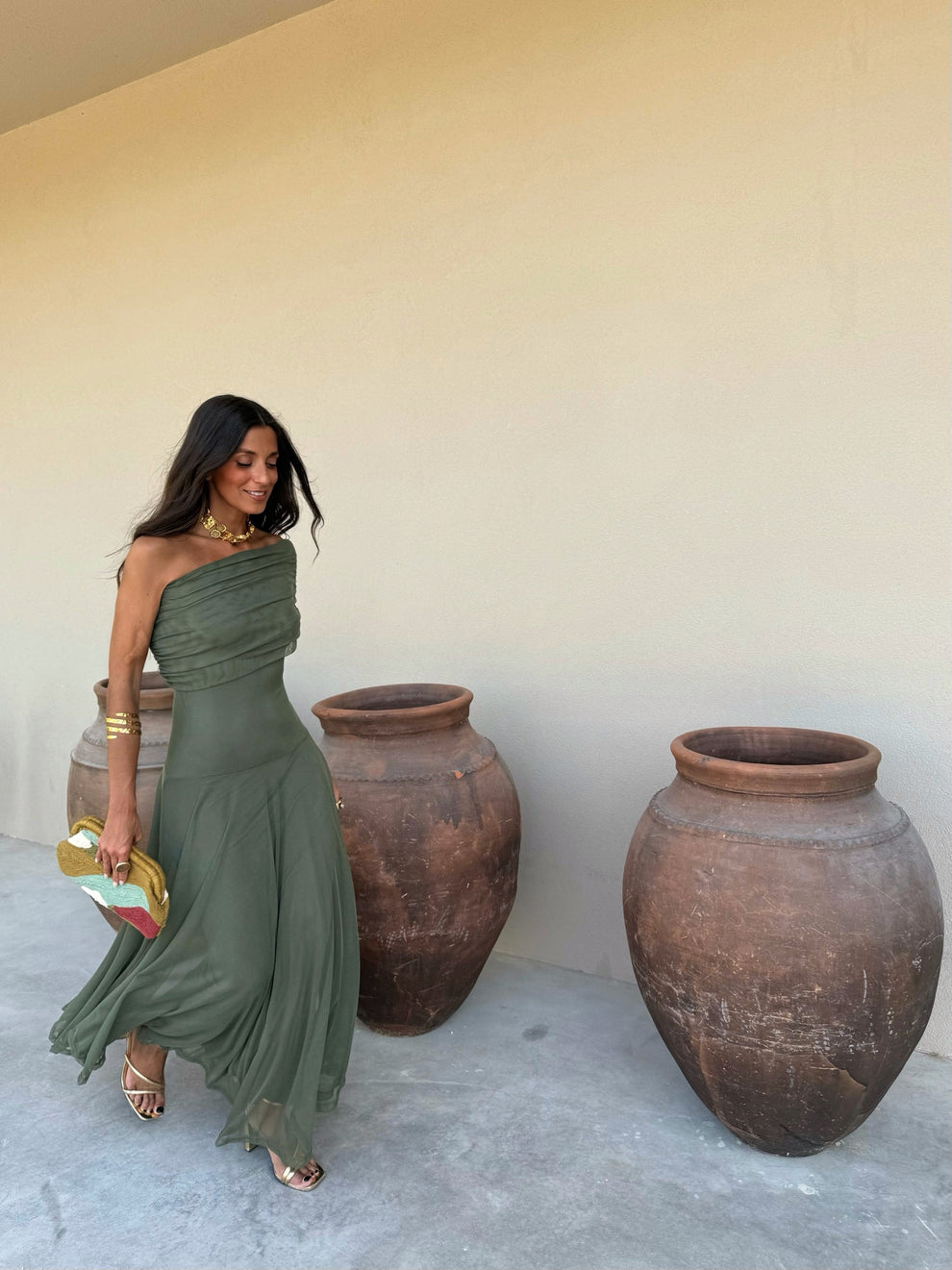Hera | Vestido Asimétrico De Gasa Elegante