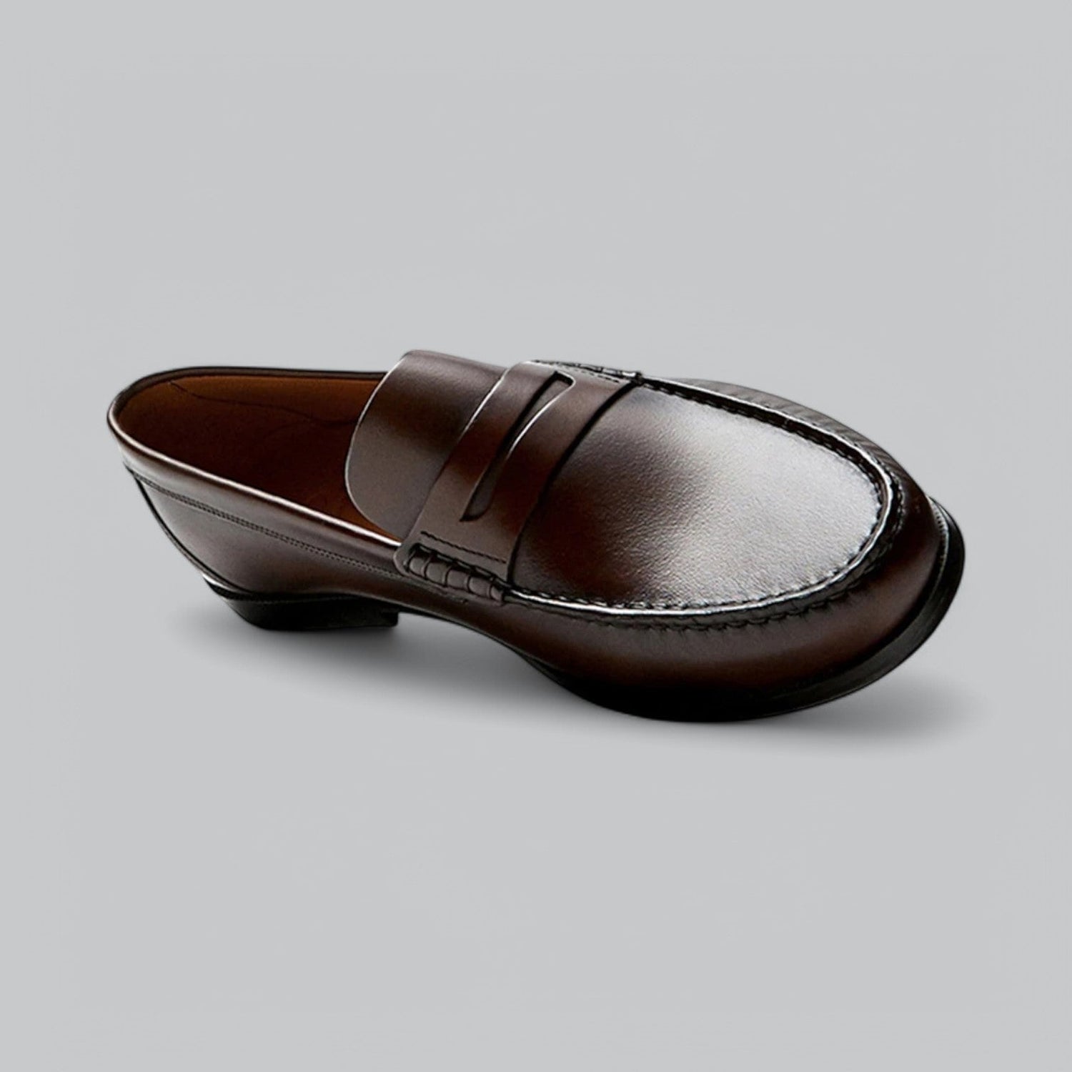 Alvéron | Mocasines Clásicos De Hombre Con Líneas Depuradas Y Acabado Elegante