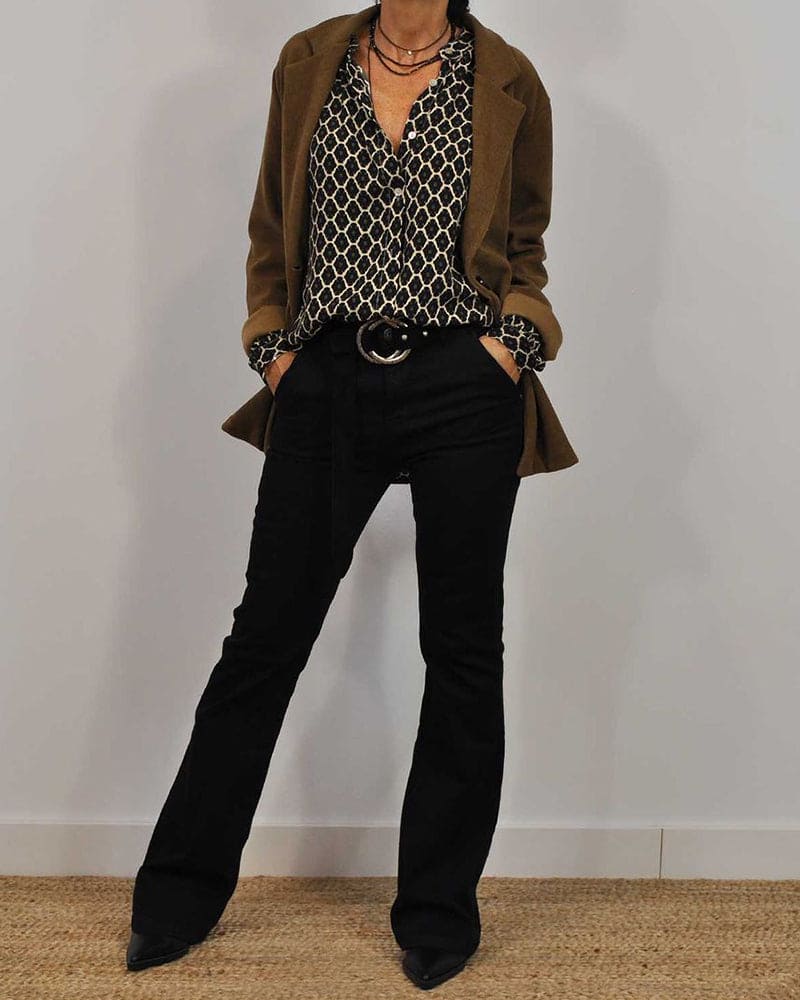Selma | Elegante Blusa Con Cuello En V