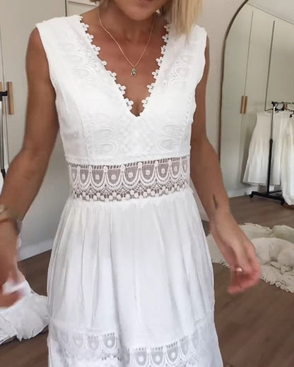 Valentina | Vestido De Encaje Con Escote En V