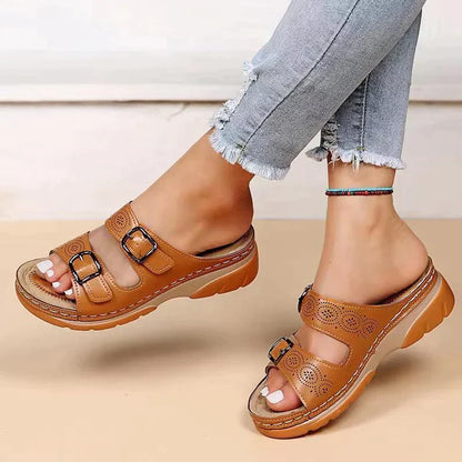 Alméria | Sandalias Elegantes De Verano Con Detalles Decorativos