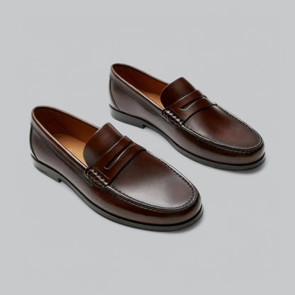 Alvéron | Mocasines Clásicos De Hombre Con Líneas Depuradas Y Acabado Elegante