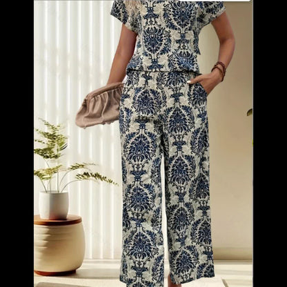 Aithne | Conjunto Casual De Camiseta Y Pantalón Con Estampado Retro