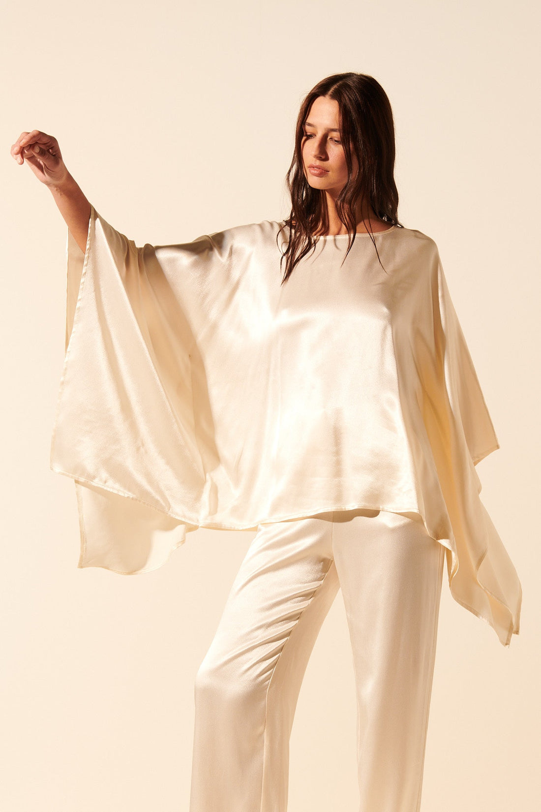 Sofía | Top Satinado Elegante Y Atemporal