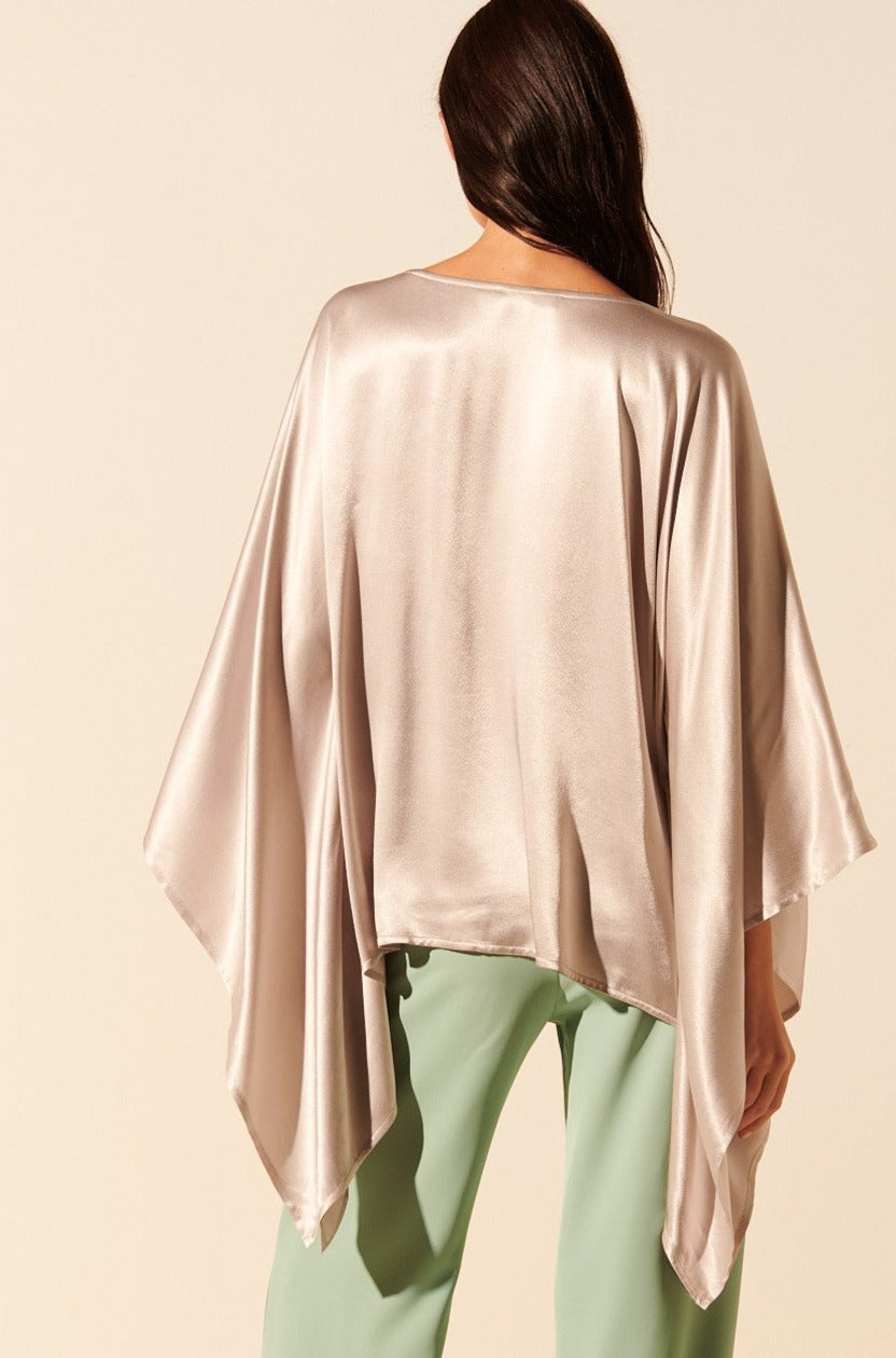 Sofía | Top Satinado Elegante Y Atemporal