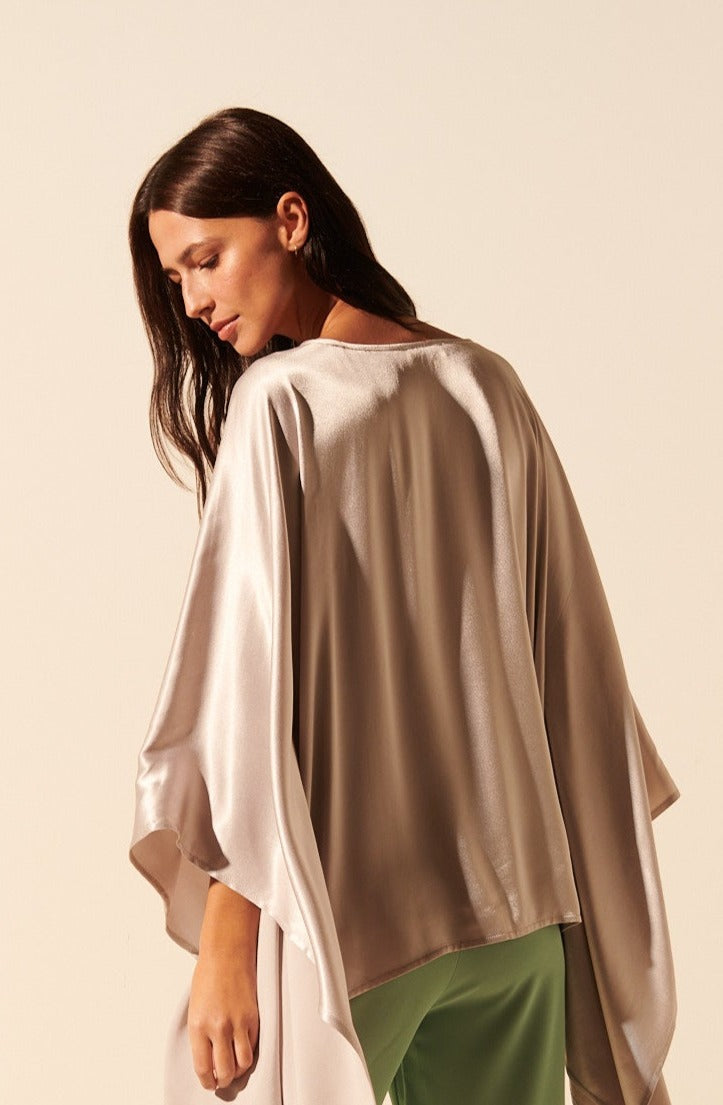 Sofía | Top Satinado Elegante Y Atemporal