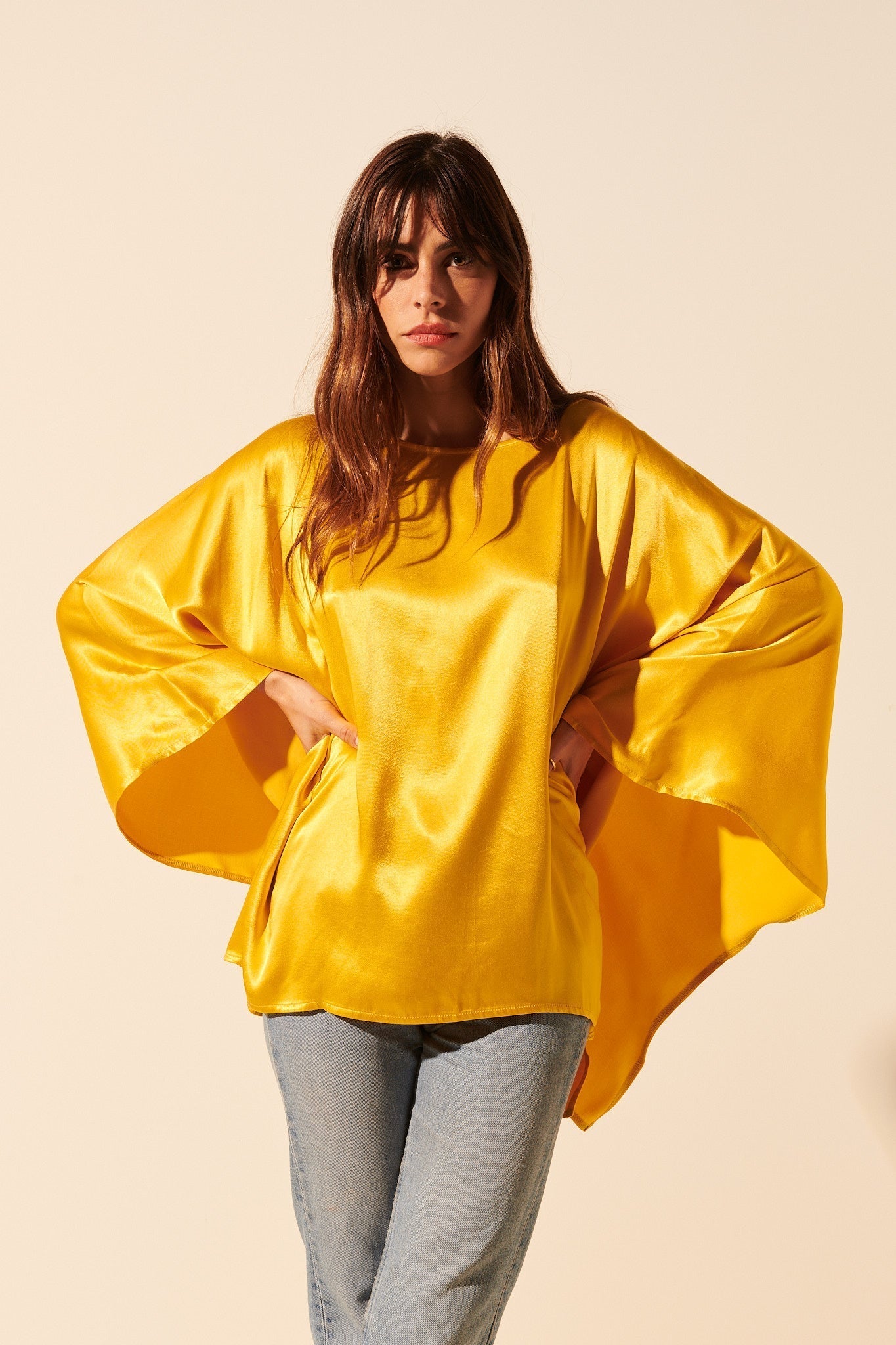 Sofía | Top Satinado Elegante Y Atemporal