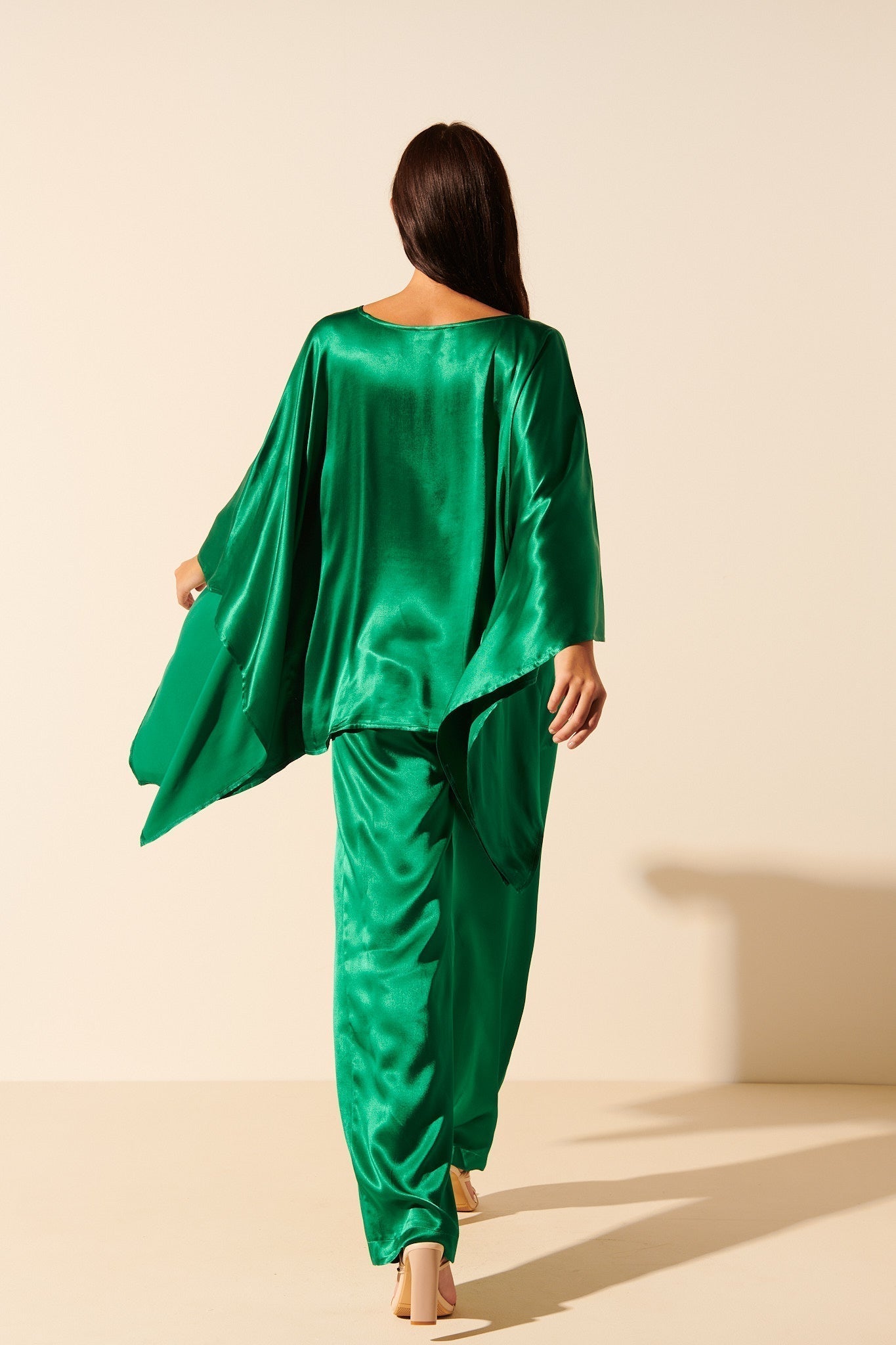 Sofía | Top Satinado Elegante Y Atemporal