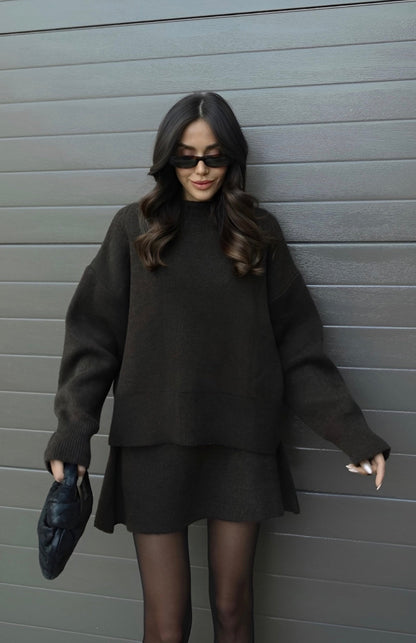 LARISSA | Conjunto De Punto Con Jersey Oversize Y Minifalda