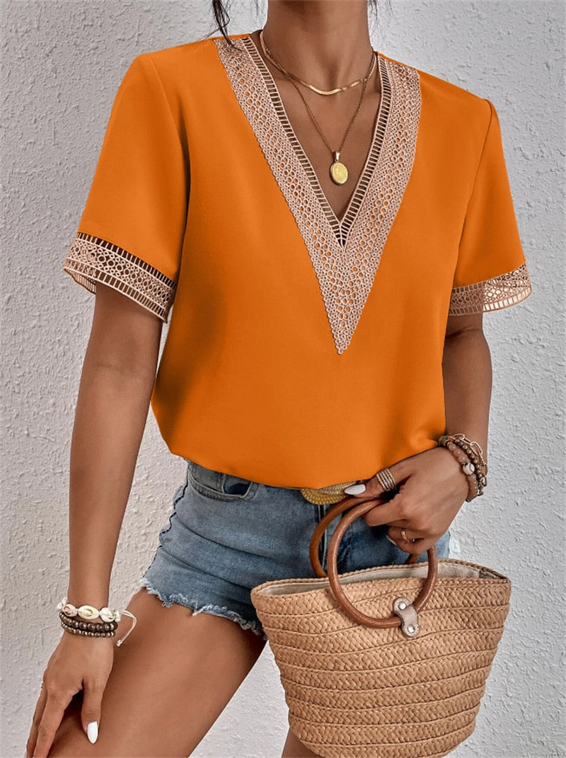 Adri | Blusa Bordada Con Escote En V