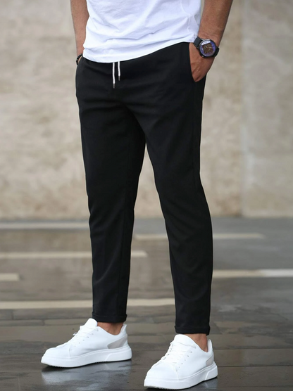 Adrastos | Pantalón De Hombre Elástico Con Ajuste Slim Y Estilo Versátil