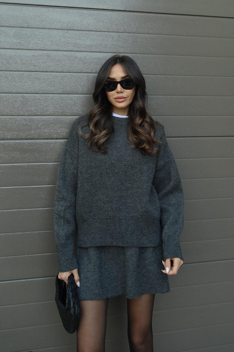 LARISSA | Conjunto De Punto Con Jersey Oversize Y Minifalda