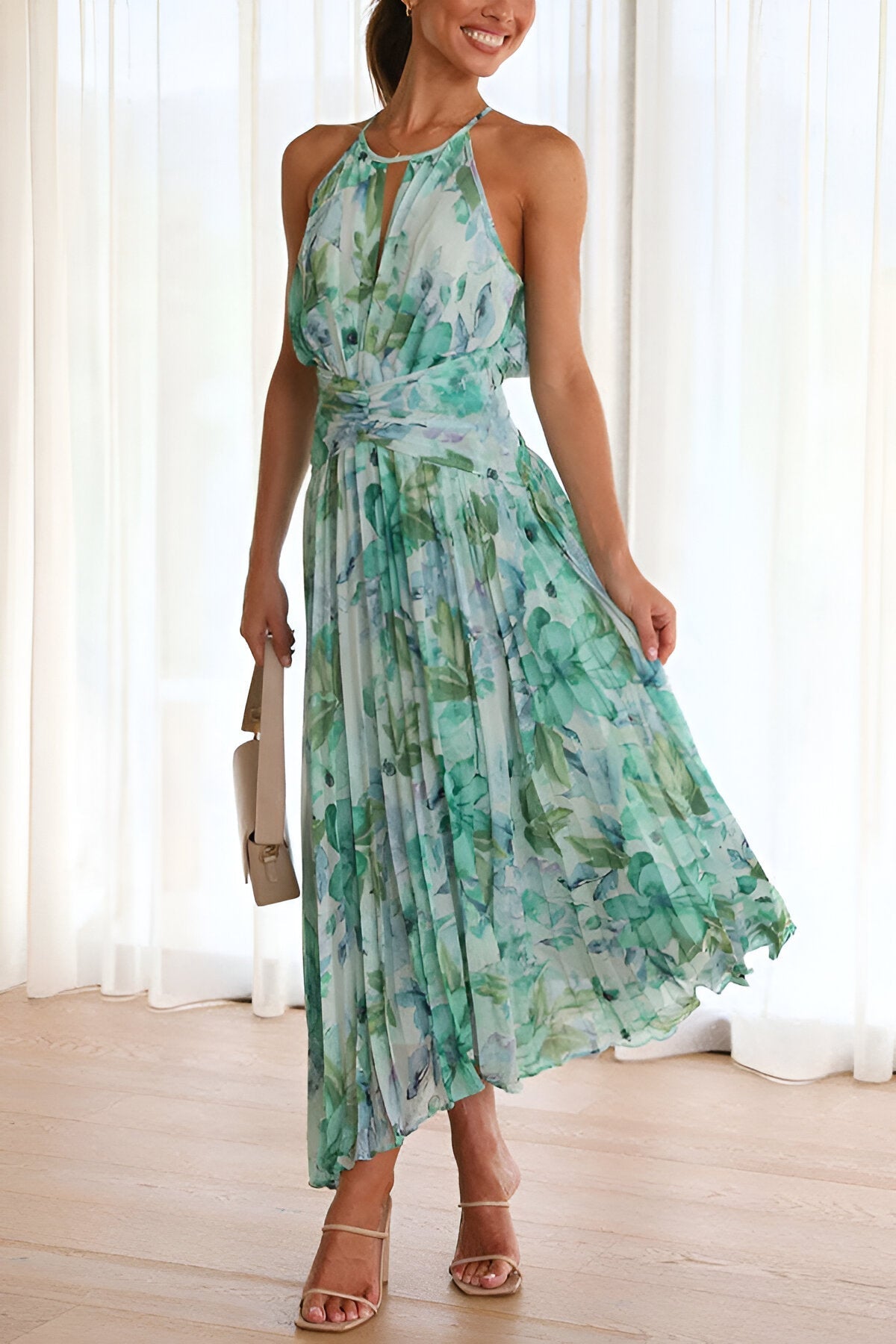 Elara Floralista | Vestido Maxi Halter Con Pliegues Y Estampado Floral Para Mujer