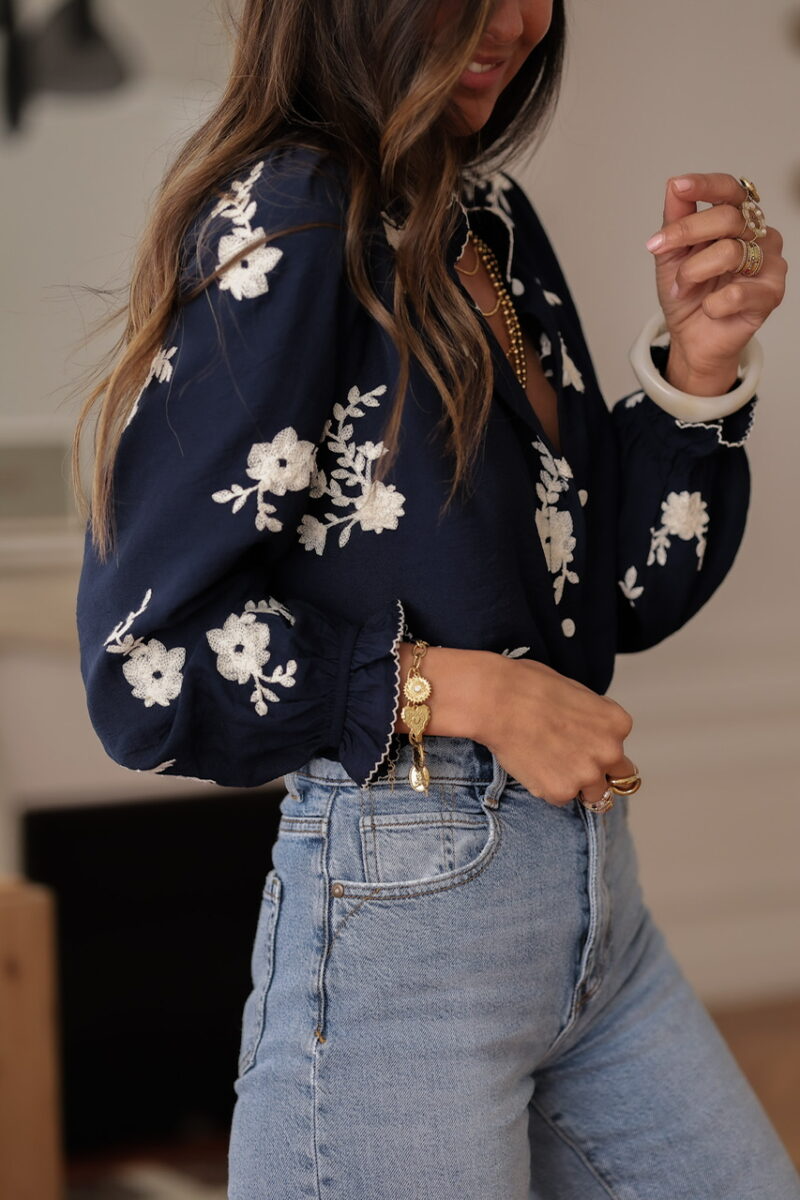 Elira | Blusa Azul Marino De Estilo Casual