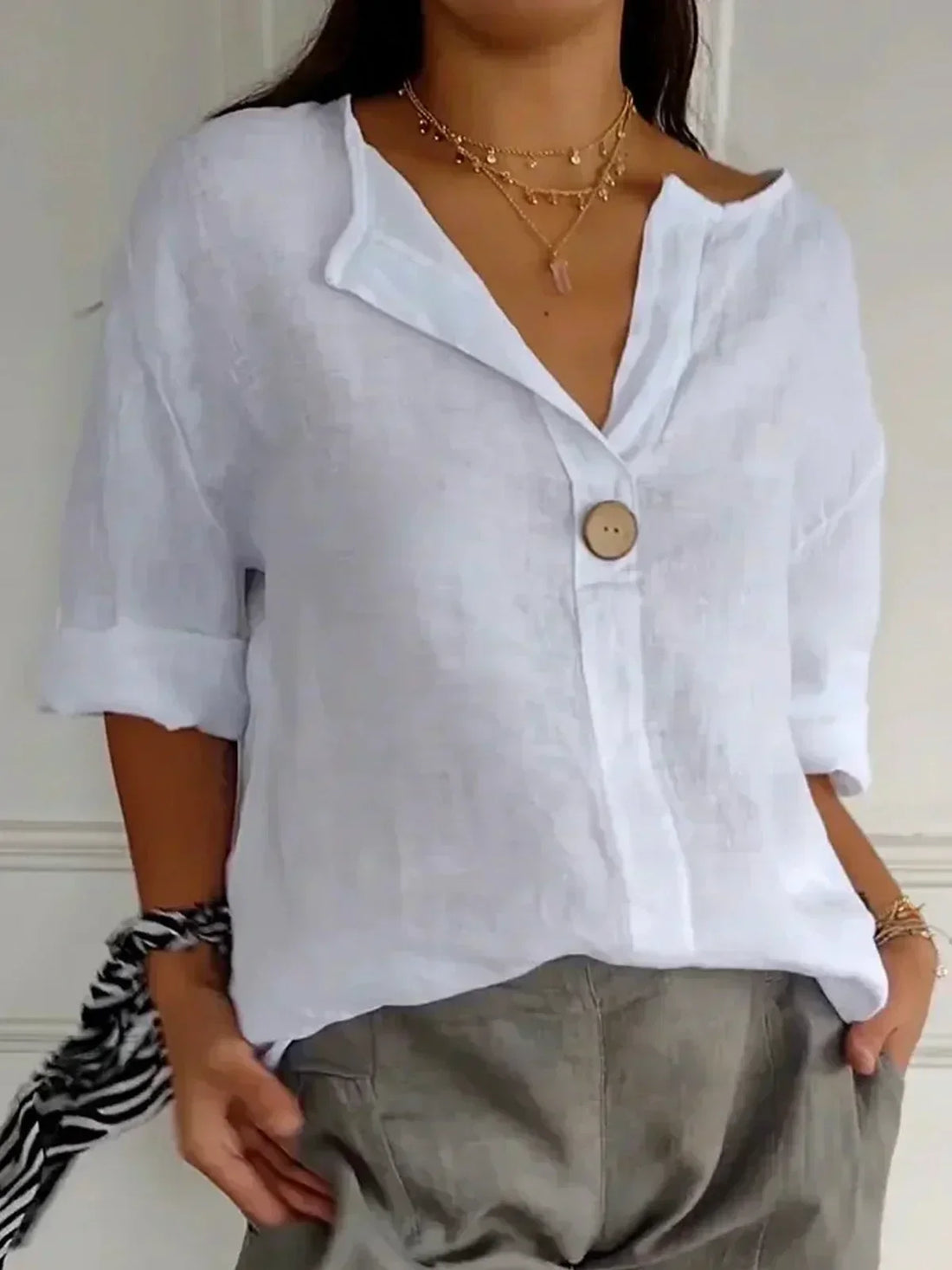 Léonie | Blusa Femenina Moderna Y Cómoda Con Cuello Asimétrico Y Diseño Relajado