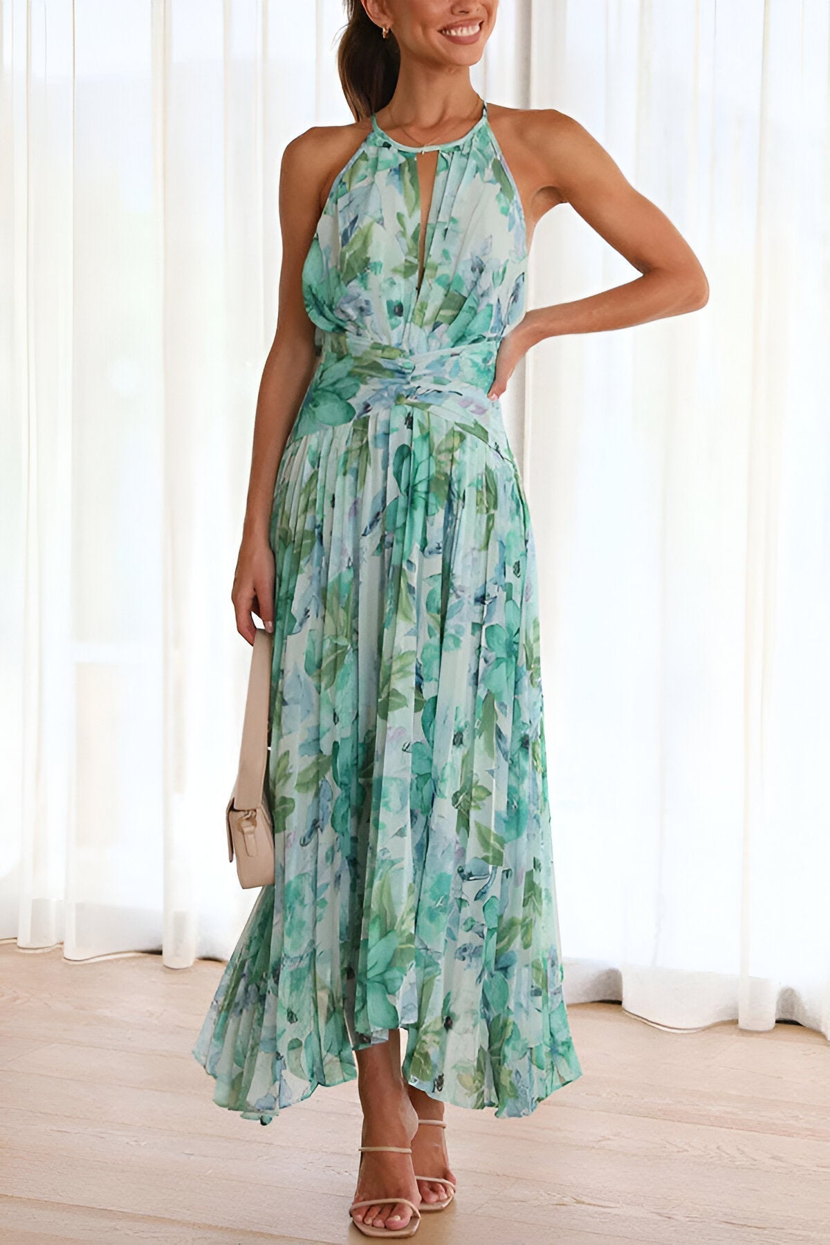 Elara Floralista | Vestido Maxi Halter Con Pliegues Y Estampado Floral Para Mujer