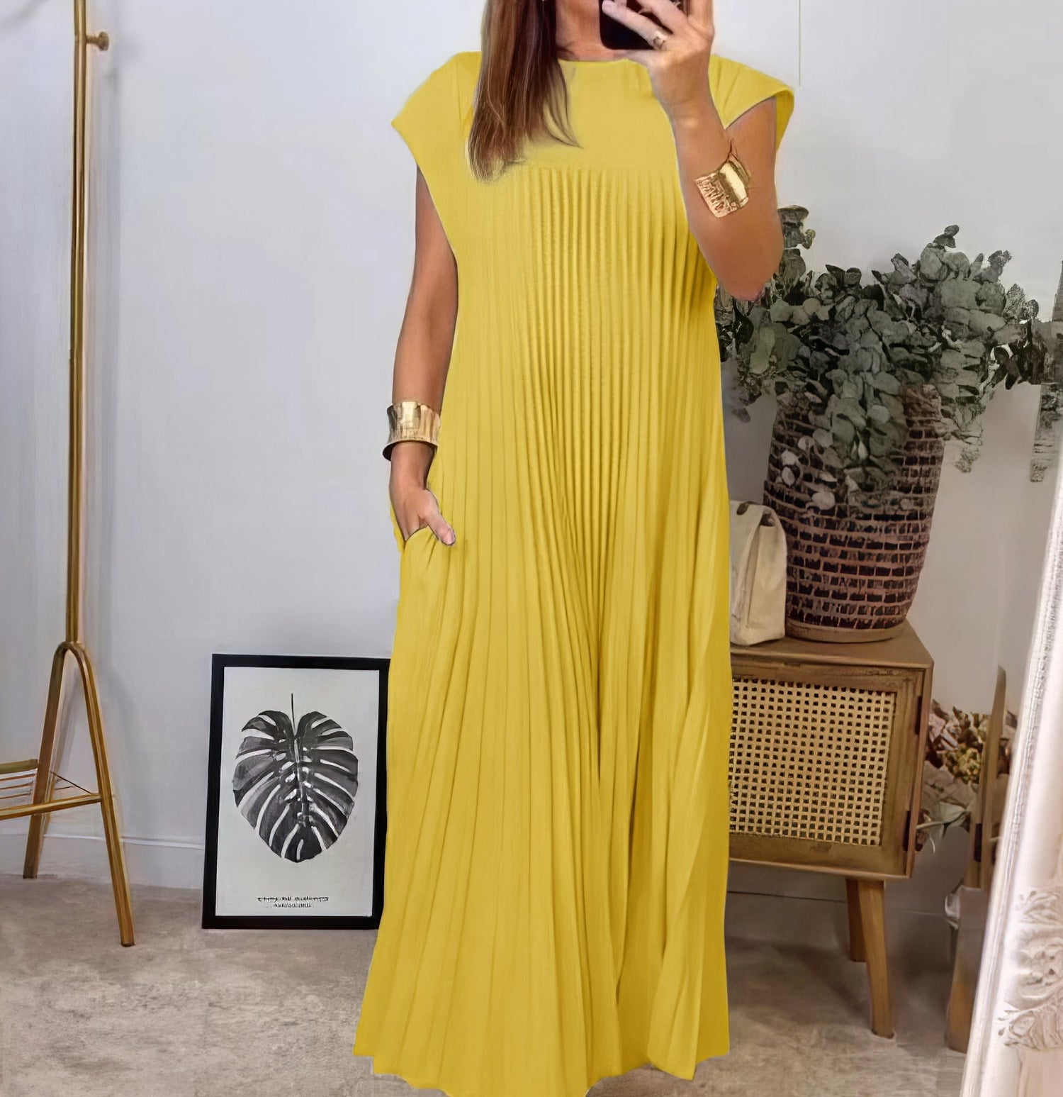 Clara | Vestido Plisado Sencillo Sin Mangas