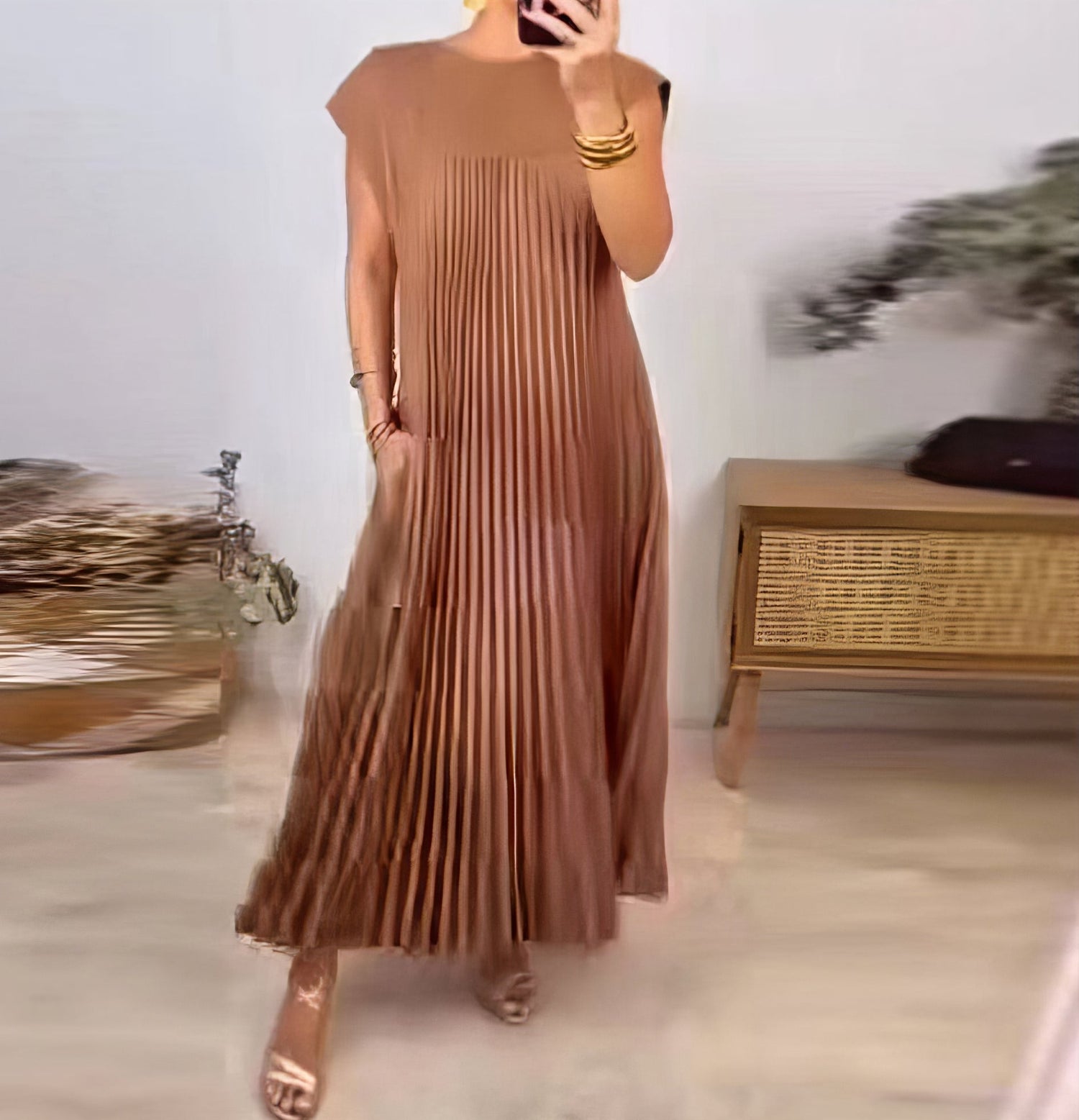 Clara | Vestido Plisado Sencillo Sin Mangas